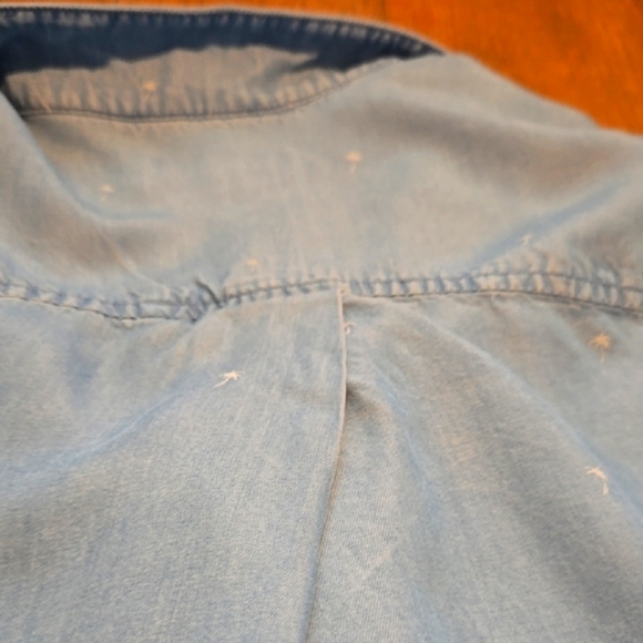 Light Blue Short Sleeve Shirt - Picture 6 of 7